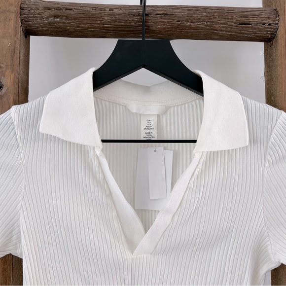 Cropped Collared Ribbed 90’s Tee - Picture 2 of 2